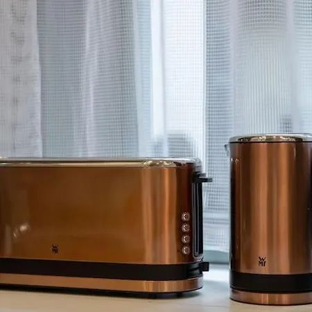 Premium By Hi5-king Street's Luxury