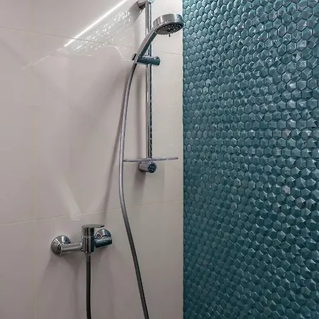 Апартаменты Premium By Hi5-king Street's Luxury