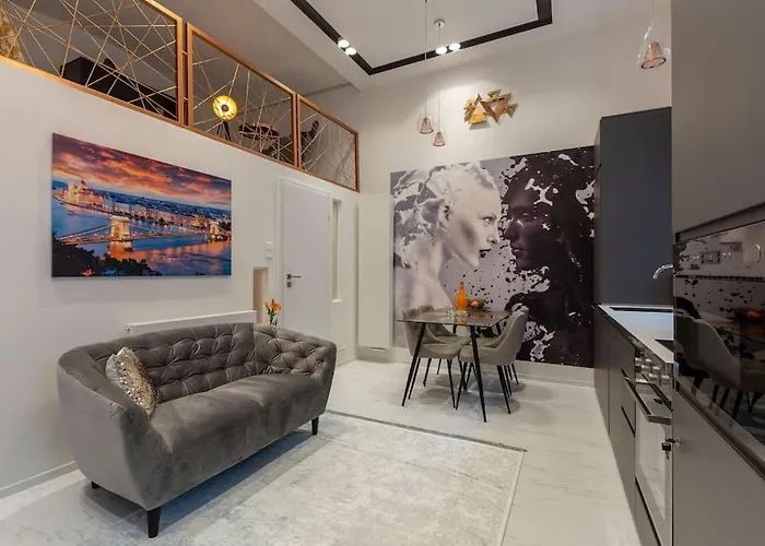 Premium By Hi5-king Street's Luxury בודפשט