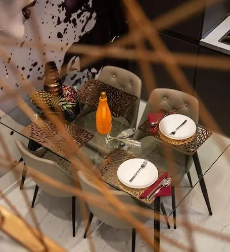 Premium By Hi5-king Street's Luxury דירה