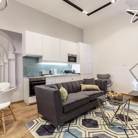 Premium By Hi5-king Street's Luxury