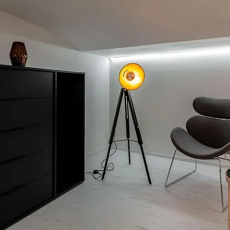 Premium By Hi5-king Street's Luxury Apartment