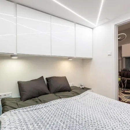 Premium By Hi5-king Street's Luxury Apartment *