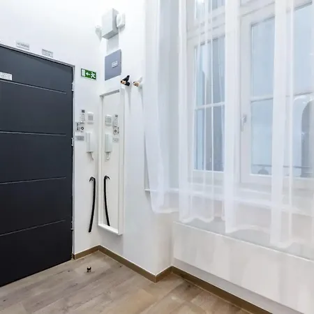 Premium By Hi5-king Street's Luxury Apartment *